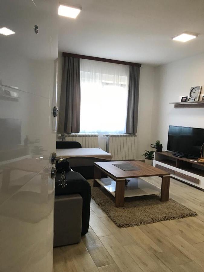 Mm Apartmani 베오그라드 외부 사진